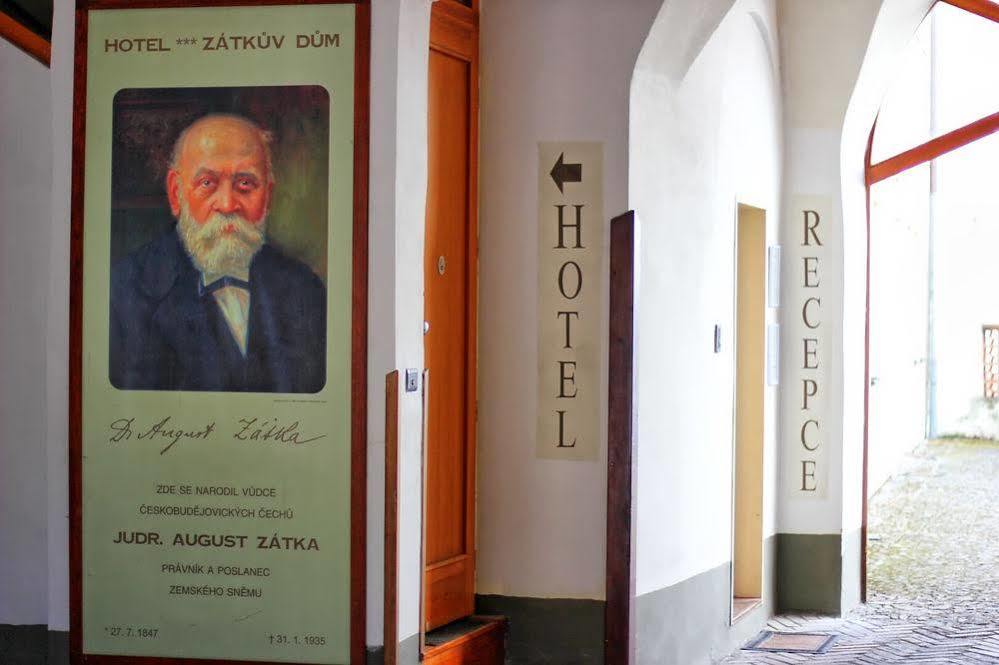 Hotel Zatkuv Dum Ceske Budejovice Esterno foto
